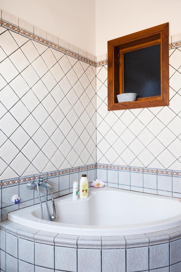 Casa Vacanze Giramondo فيوميتشينو المظهر الخارجي الصورة