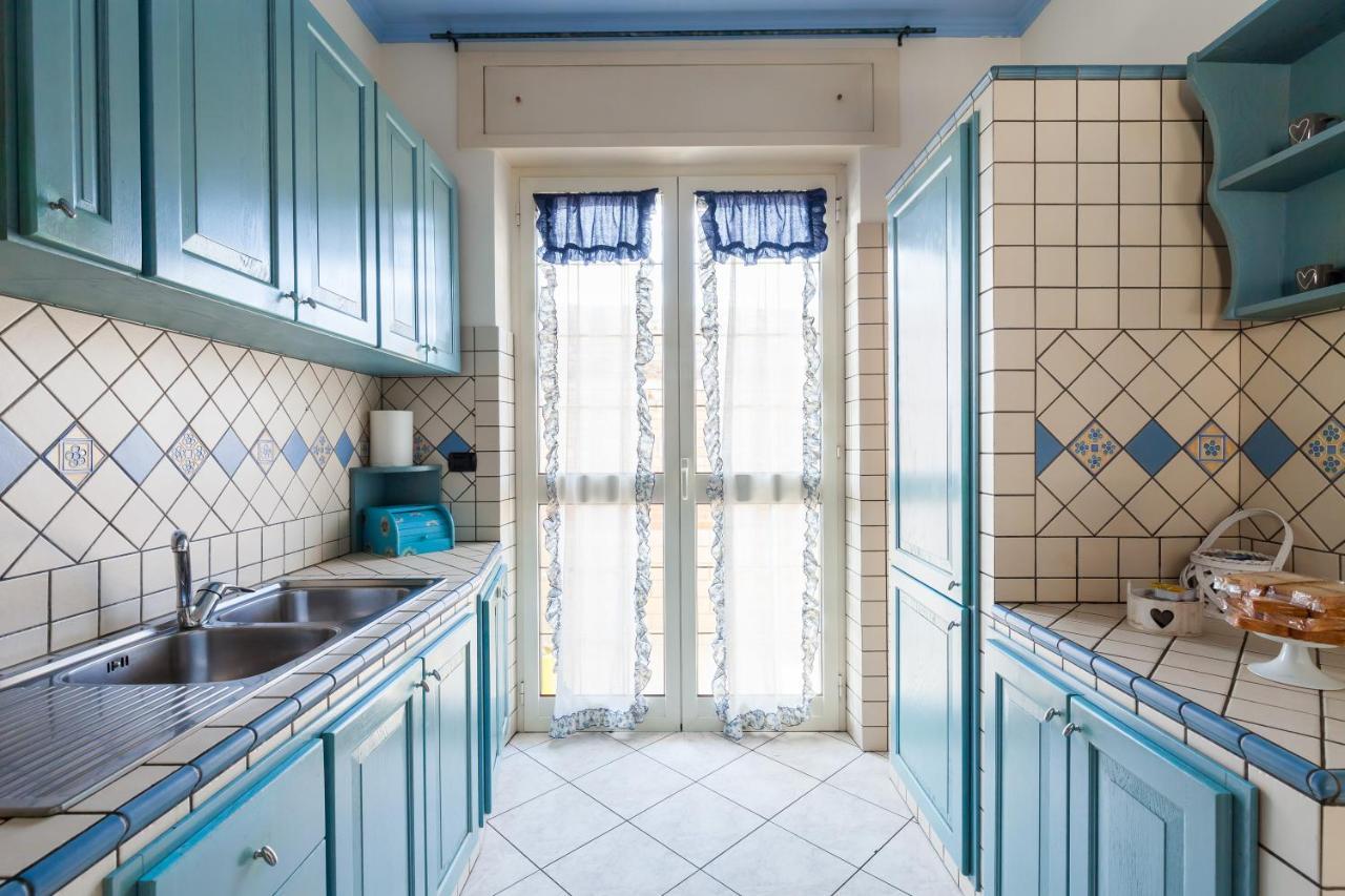 Casa Vacanze Giramondo فيوميتشينو المظهر الخارجي الصورة