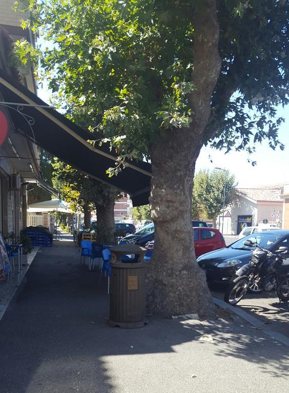 Casa Vacanze Giramondo فيوميتشينو المظهر الخارجي الصورة